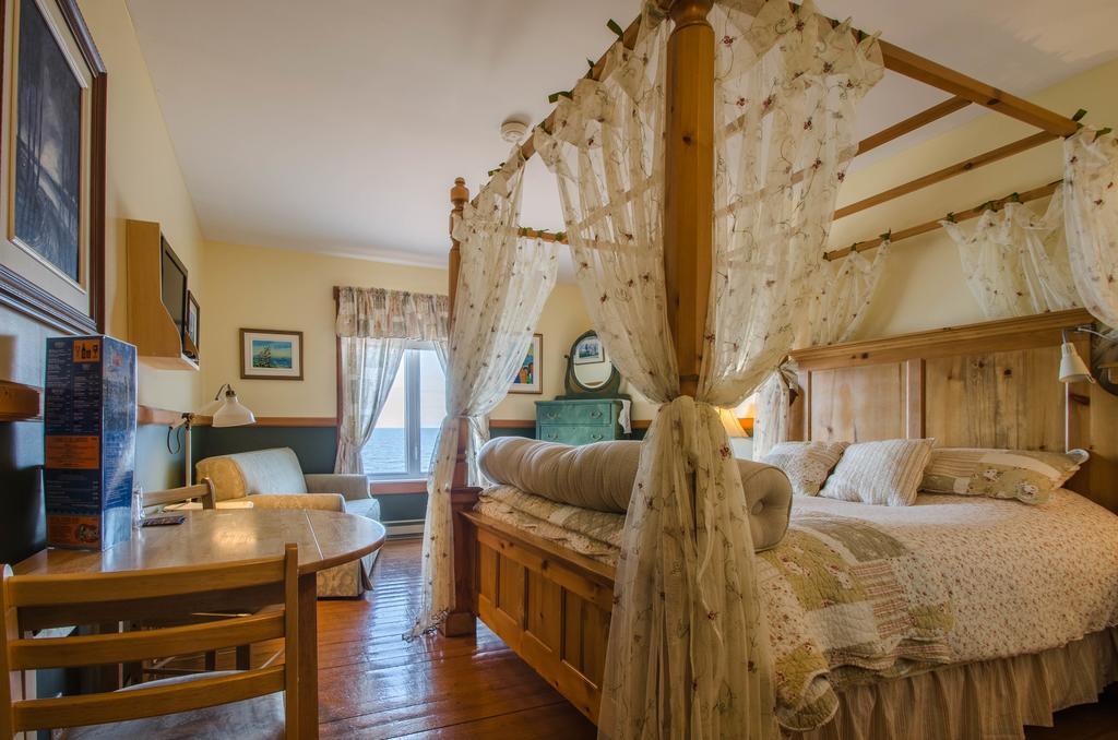 Auberge Marcel Gagnon Sainte-Flavie Ngoại thất bức ảnh